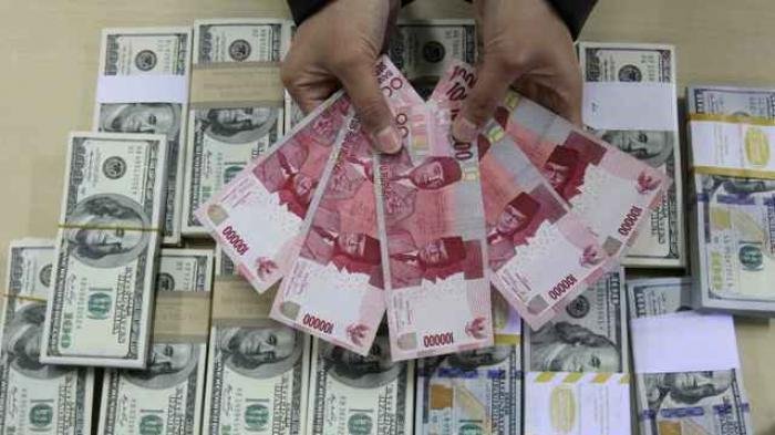penukaran uang dari dolar ke rupiah