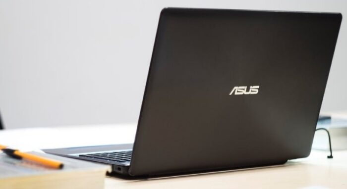 laptop merk asus