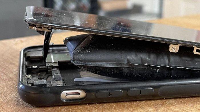 penyebab dan cara mengatasi baterai hp kembung