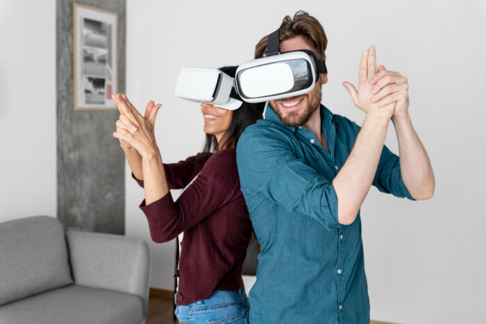 perbedaan VR dan AR